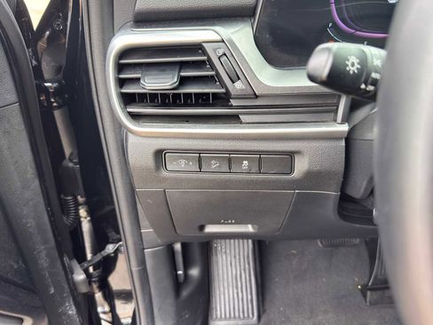 Used 2024 Kia Telluride S w/ S Sunroof Package FWD image 19