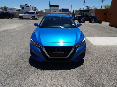 Used 2022 Nissan Sentra SV FWD image 3