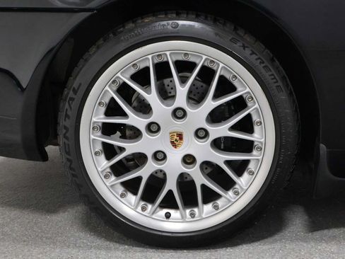 Used 2001 Porsche 911 Carrera 4 AWD/4WD image 32
