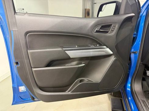Certified 2022 Chevrolet Colorado LT w/ LT Convenience Package image 8