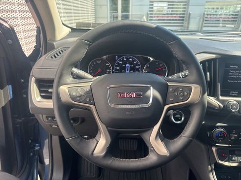 Used 2024 GMC Terrain Denali w/ Denali Premium Package AWD/4WD image 47