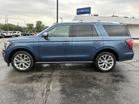 Used 2019 Ford Expedition Platinum AWD/4WD image 2