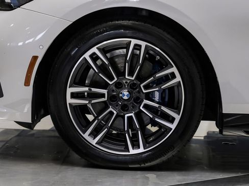 Used 2026 BMW 530i xDrive AWD/4WD image 54