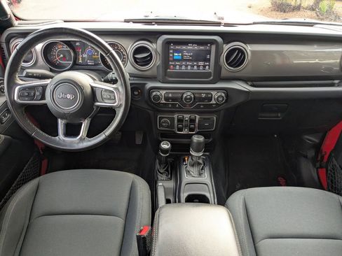 Used 2021 Jeep Wrangler Unlimited Sahara image 15