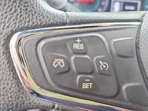 Used 2017 Chevrolet Cruze LT w/ Convenience Package image 20