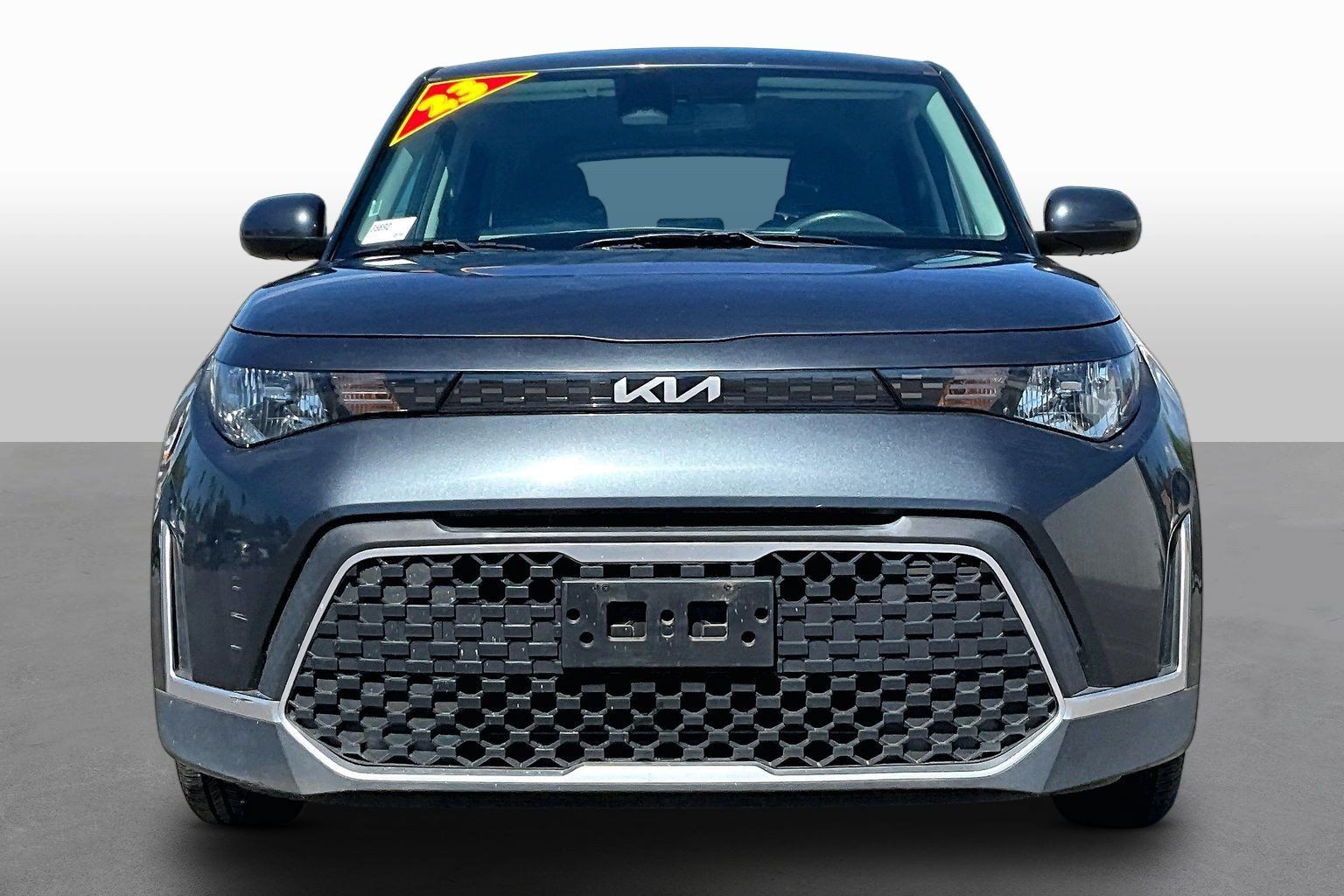 Used 2023 Kia Soul LX w/ Option Group 015 FWD image 3