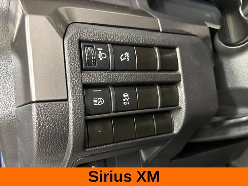 Used 2025 Toyota Tacoma SR5 AWD/4WD image 10