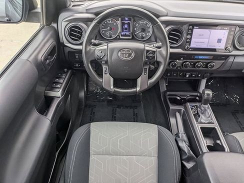 Used 2023 Toyota Tacoma TRD Off-Road image 12