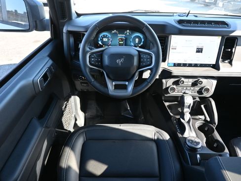 New 2025 Ford Bronco Badlands AWD/4WD image 19