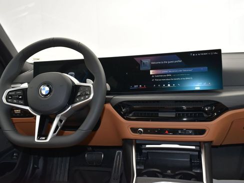Used 2026 BMW 330i Sedan w/ M Sport Package RWD image 18