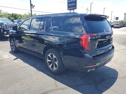 Used 2025 GMC Yukon XL AT4 Ultimate w/ LPO, Floor Liner Package AWD/4WD image 3