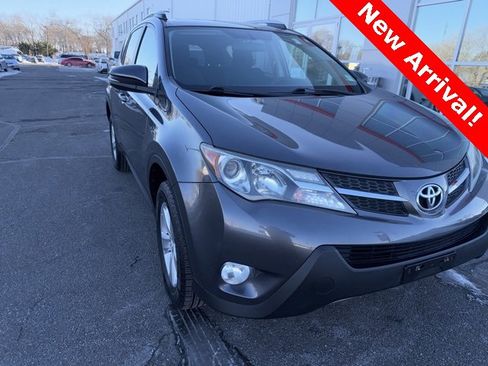 Used 2013 Toyota RAV4 XLE image 2