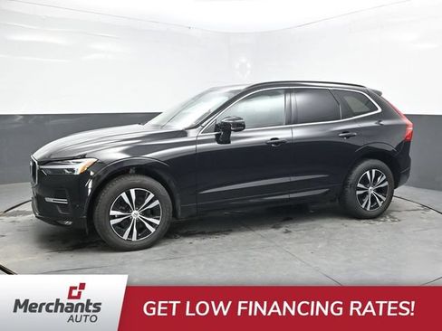 Used 2023 Volvo XC60 B5 Core AWD/4WD image 3
