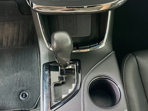 Used 2017 Toyota Avalon Touring image 23