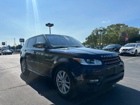 Used 2017 Land Rover Range Rover Sport SE AWD/4WD image 3