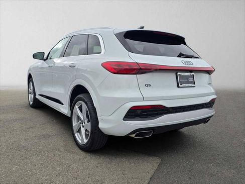 Certified 2025 Audi Q5 Premium w/ Premium Plus AWD/4WD image 10