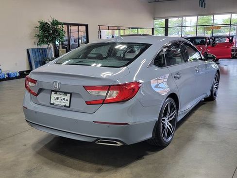 Used 2021 Honda Accord Touring image 5