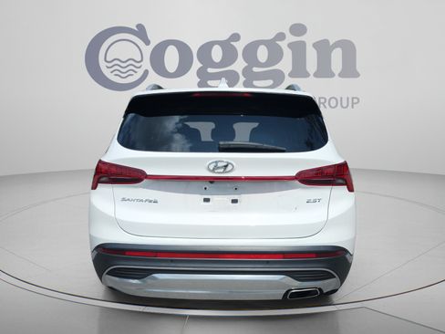 Certified 2023 Hyundai Santa Fe Limited FWD image 4