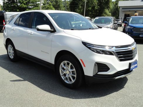 Used 2022 Chevrolet Equinox LT AWD/4WD image 10