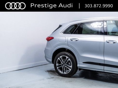 Used 2025 Audi Q5 Premium w/ Convenience Package AWD/4WD image 11