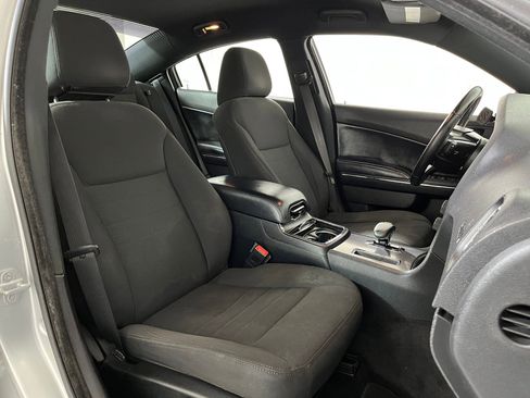 Used 2012 Dodge Charger SE w/ Connectivity Group image 25