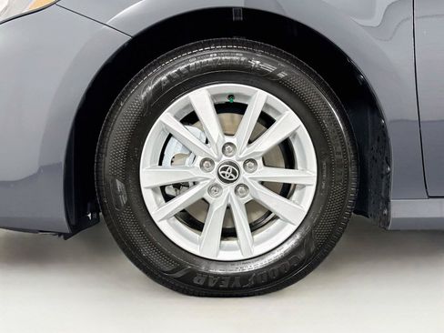 Used 2026 Toyota Camry LE FWD image 43