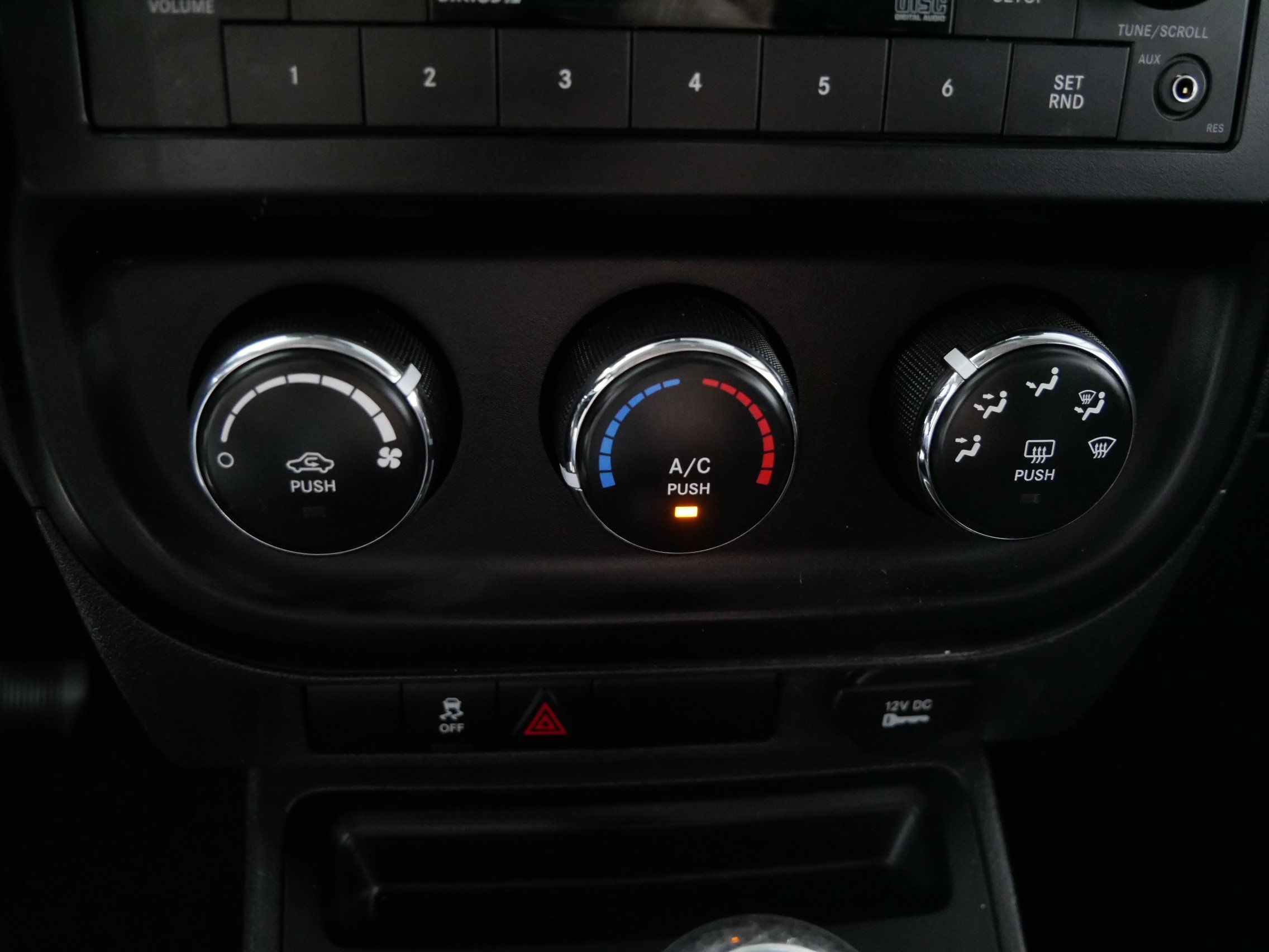Used 2017 Jeep Compass Sport w/ Power Value Group AWD/4WD image 23