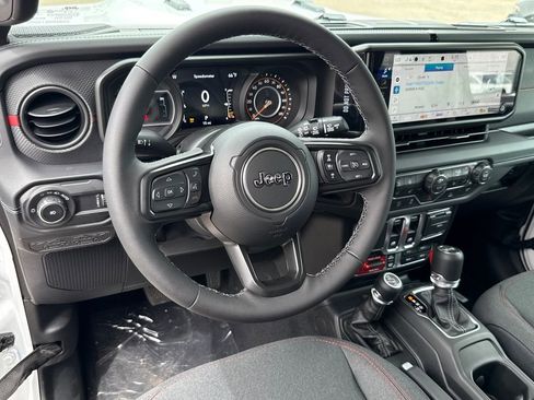 New 2026 Jeep Wrangler Rubicon AWD/4WD image 25