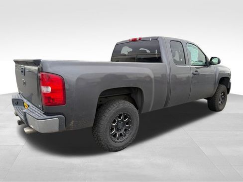 Used 2011 Chevrolet Silverado 1500 LS image 7