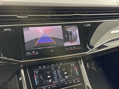 Used 2023 Audi Q7 3.0T Prestige w/ Prestige Package image 5