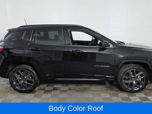 Used 2024 Jeep Compass Limited w/ High Altitude Package AWD/4WD image 9