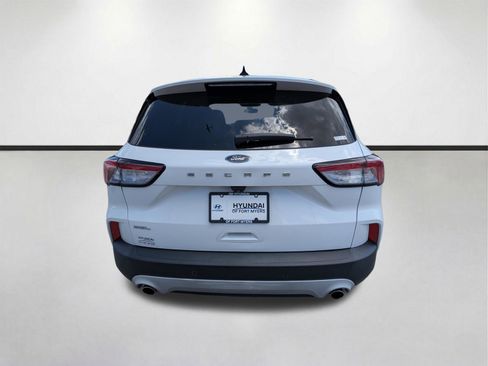 Used 2022 Ford Escape SEL FWD image 5