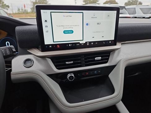 New 2026 Ford Explorer Active w/ Active Comfort Package image 25