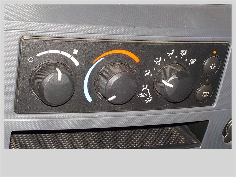 Used 2007 Dodge Ram 2500 Truck SLT w/ Quad Cab Big Horn Value Group AWD/4WD image 17