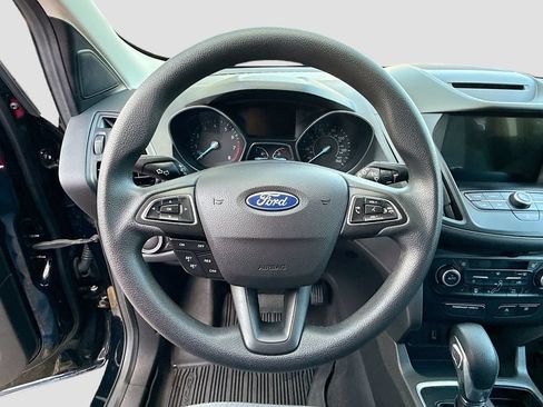 Used 2018 Ford Escape SE w/ SE Sync 3 Package AWD/4WD image 12