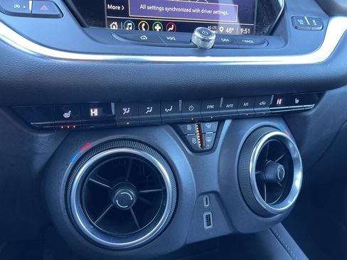 Used 2021 Chevrolet Blazer LT image 13