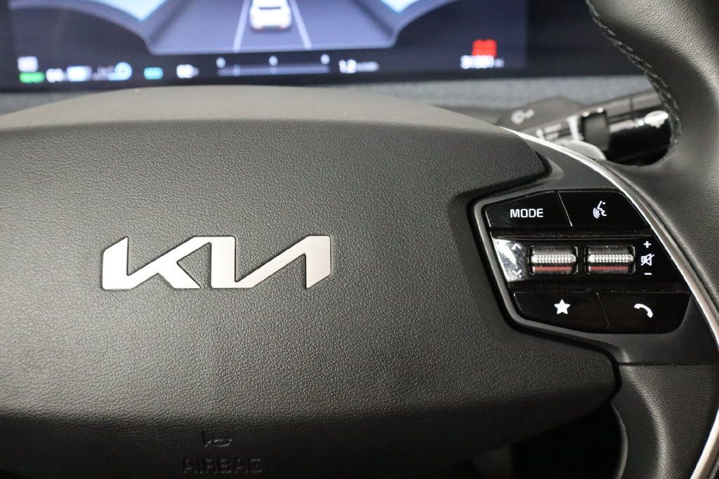 Used 2023 Kia EV6 Wind RWD image 10