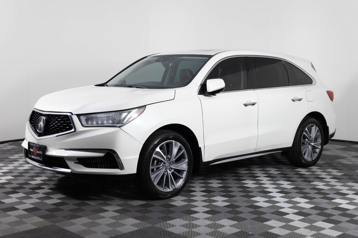 Used 2018 Acura MDX w/ Technology Package AWD/4WD image 3