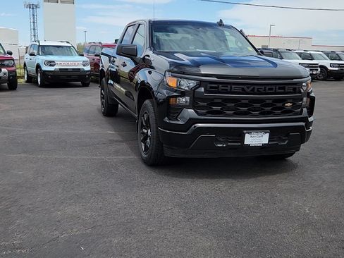 Used 2024 Chevrolet Silverado 1500 Custom AWD/4WD image 4