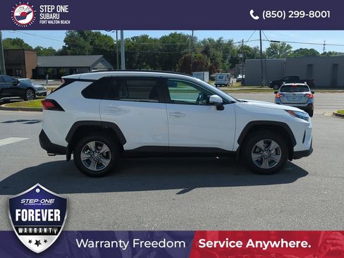 Used 2024 Toyota RAV4 XLE w/ Convenience Package FWD image 8