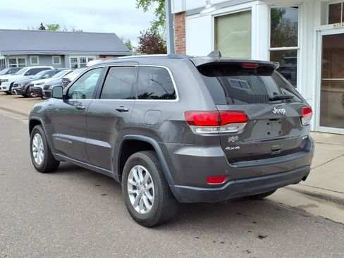Used 2021 Jeep Grand Cherokee Laredo X AWD/4WD image 8