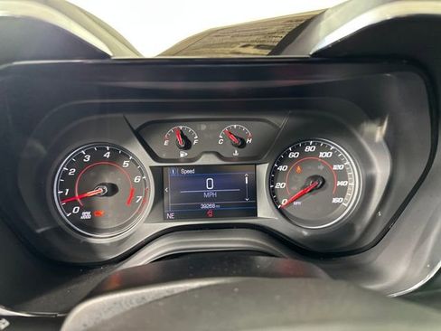 Used 2022 Chevrolet Camaro LT w/ RS Package image 17