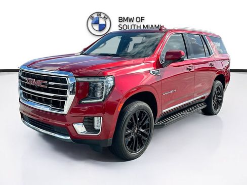 Used 2021 GMC Yukon SLT w/ SLT Premium Package RWD image 3