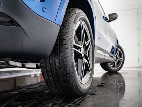 Certified 2025 Mercedes-Benz GLA 250 4MATIC image 43