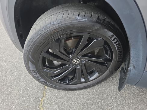 Used 2023 Volkswagen Atlas SE w/ Black Wheel Package AWD/4WD image 33