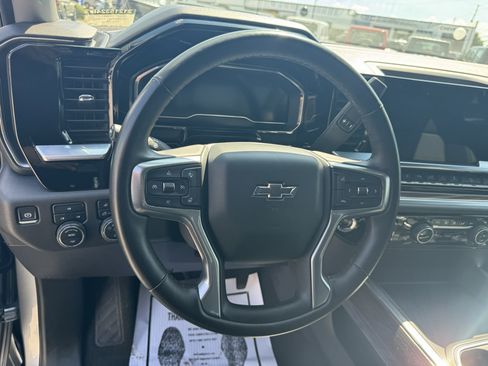 Used 2025 Chevrolet Silverado 2500 LT w/ Trail Boss Package AWD/4WD image 26