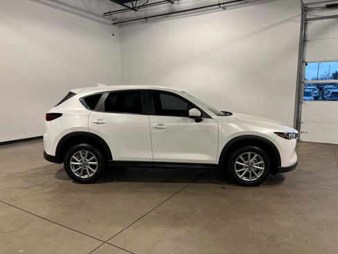 Used 2023 MAZDA CX-5 AWD 2.5 S w/ Select Package image 2