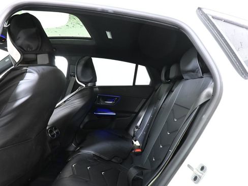 Certified 2025 Mercedes-Benz GLC 300 4MATIC image 7