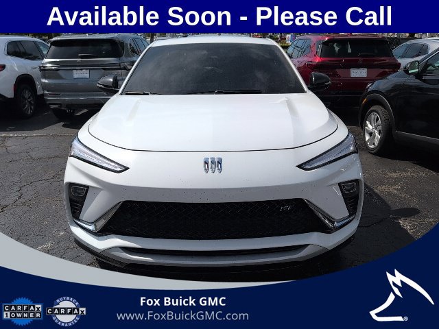 Used 2024 Buick Envista Sport Touring w/ Convenience I Package FWD image 2