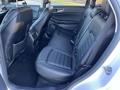 Used 2019 Ford Edge SEL w/ Equipment Group 201A image 30